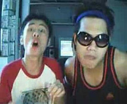 2 Chinese Boys Sing Jessica Simpson 